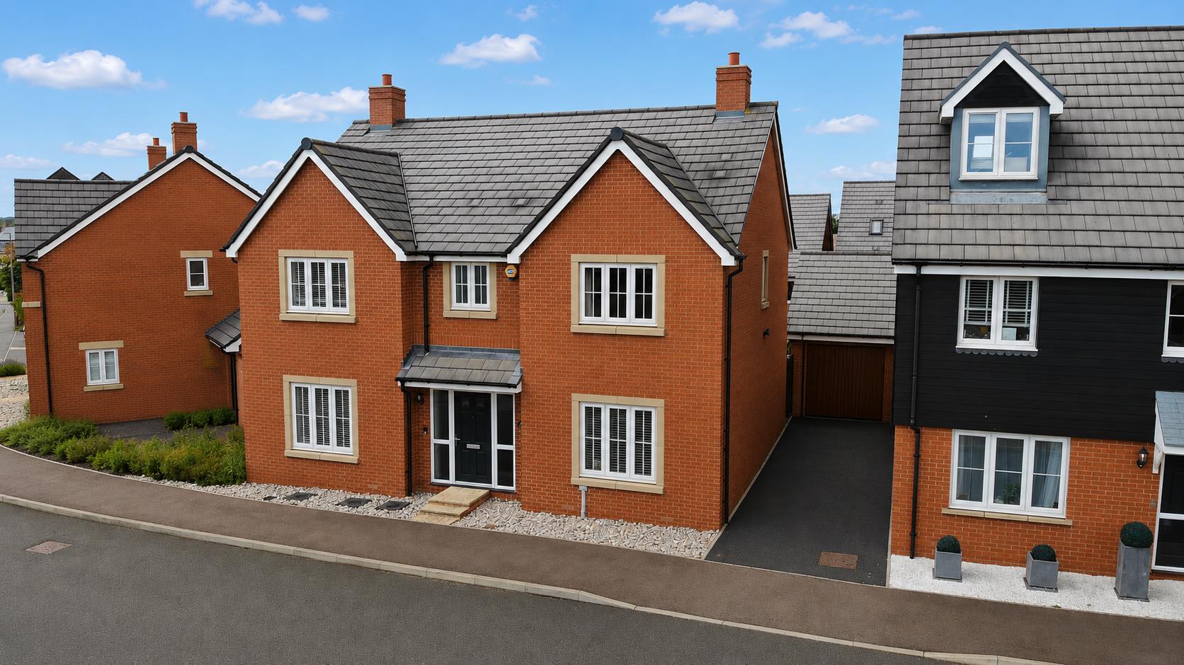 5 bed property in Missenden Street, Milton Keynes